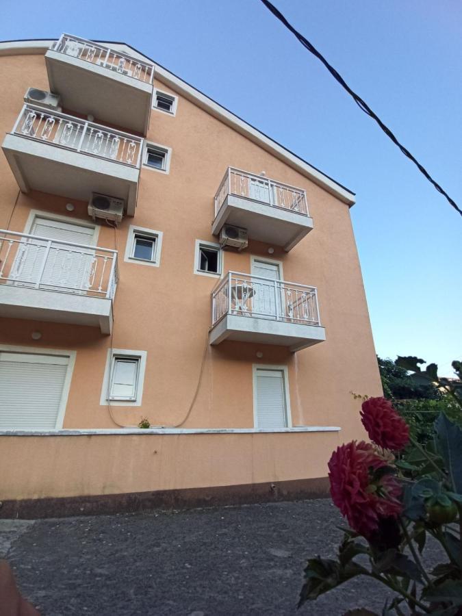 Apartments Parapid Budva Eksteriør billede