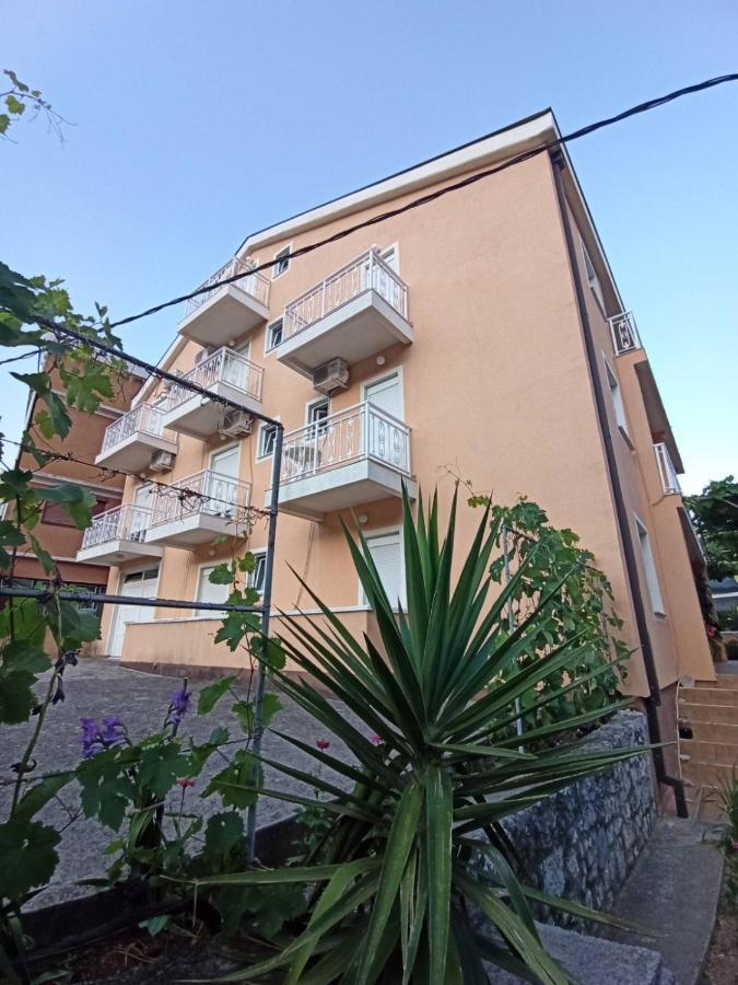 Apartments Parapid Budva Eksteriør billede